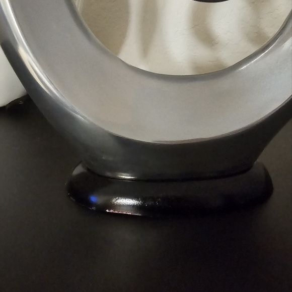 Designer Vase - Picture 3 of 7